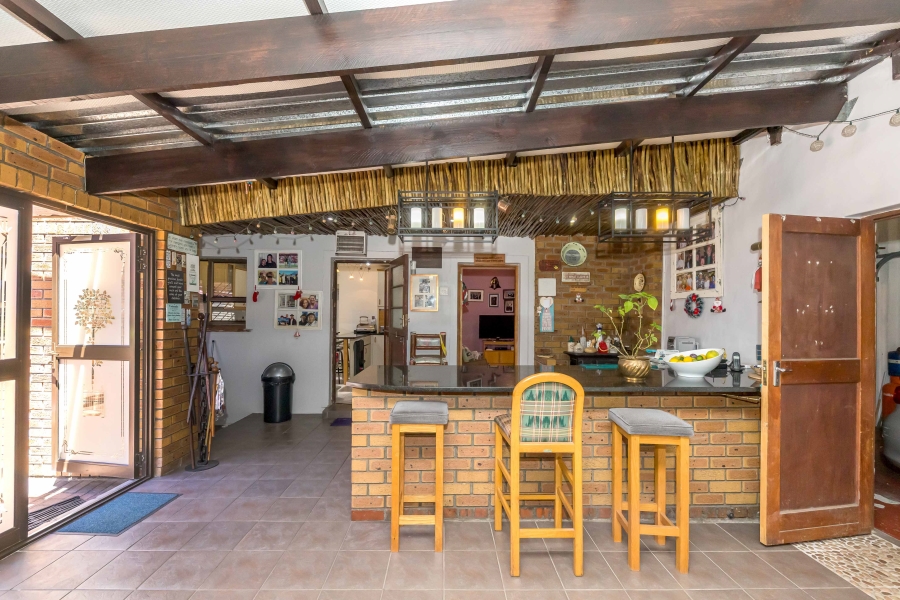 4 Bedroom Property for Sale in Athlone Western Cape